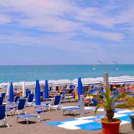 Sporting Club Resort Praia a Mare Exterior foto