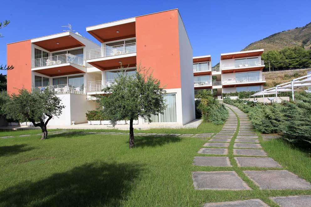Sporting Club Resort Praia a Mare Exterior foto